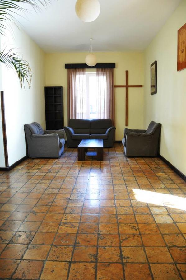 Hotel Stepantsminda エクステリア 写真