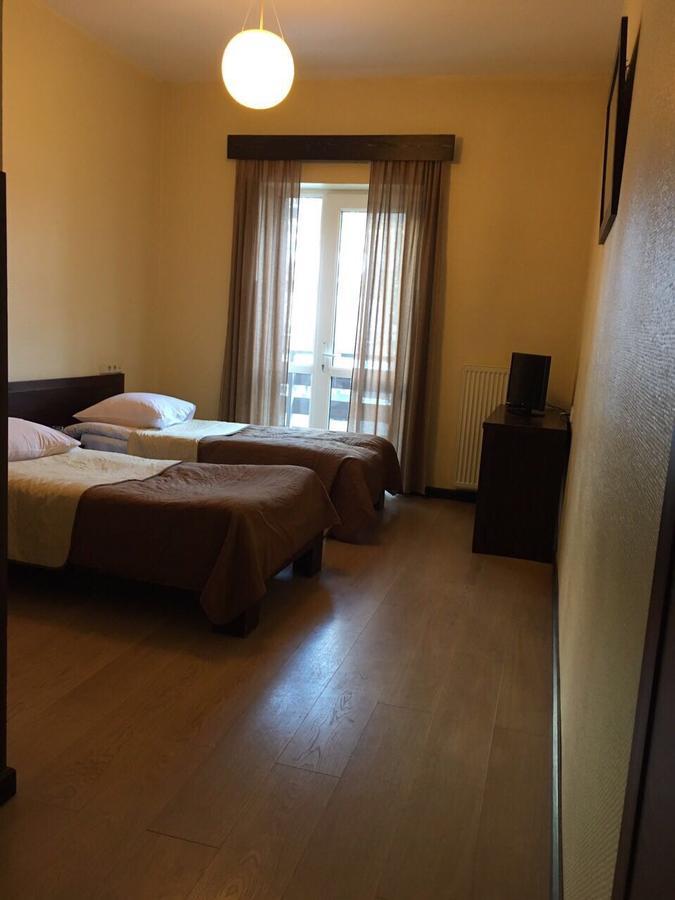 Hotel Stepantsminda エクステリア 写真